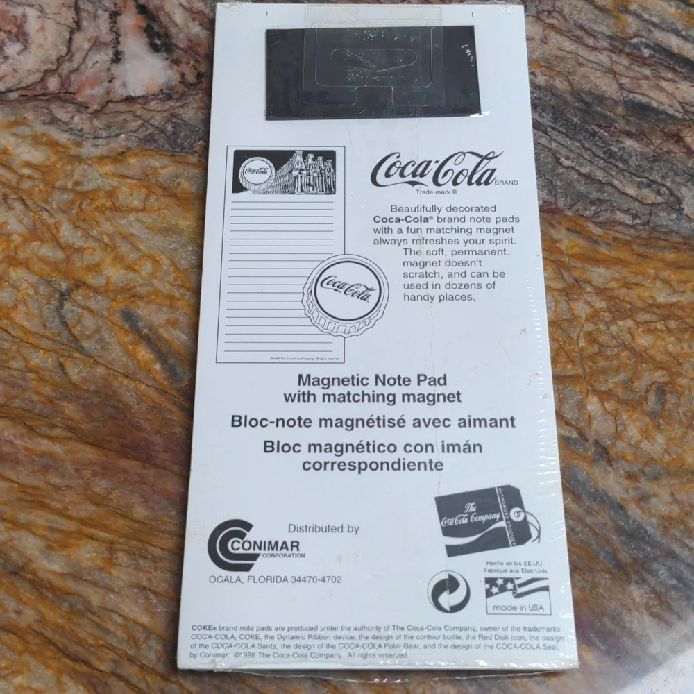 Coca-Cola Magnetic Note Pad Paper -NEW